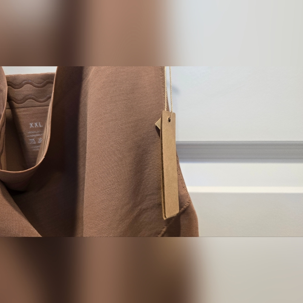 High-Waist Shapewear in Brown - Picture 8 of 13